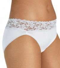 Ilumination with Lace Bikini
